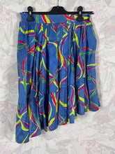 Charger l'image dans la galerie, Superbe jupe asymétrique Yves Saint Laurent rive gauche 1991 taille 38
