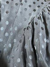 Charger l&#39;image dans la galerie, Robe à pois Balenciaga Silk taille 40
