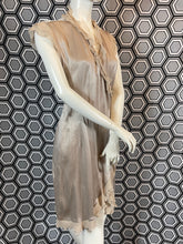 Charger l'image dans la galerie, Robe Queenie en soie taille 40
