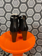 Charger l&#39;image dans la galerie, Paire de chaussures Neuves Robert Clergerie pointure 5,5
