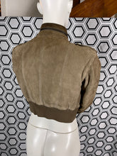 Charger l&#39;image dans la galerie, Blouson en daim Twin-set Simona Barbieri taille 40

