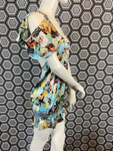 Charger l&#39;image dans la galerie, Haut neuf Jean-Paul Gaultier taille 40
