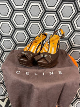 Charger l&#39;image dans la galerie, Paire d’escarpins vintage Céline pointure 36 1/2 neufs
