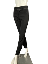 Charger l'image dans la galerie, Superbe pantalon Gucci taille 34
