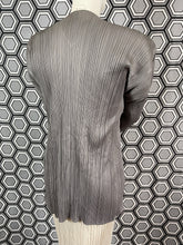 Charger l&#39;image dans la galerie, Veste Pleats Please Issey Miyake
