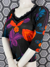 Charger l&#39;image dans la galerie, Haut Dolce &amp; Gabbana fleurs taille 36
