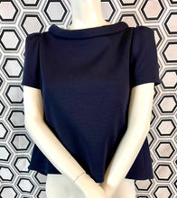 Charger l&#39;image dans la galerie, Haut bleu marine Prada taille 42
