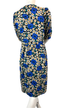 Charger l'image dans la galerie, Superbe robe Yves Saint Laurent taille 42
