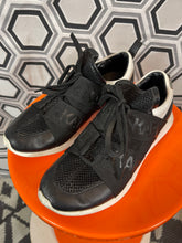 Charger l&#39;image dans la galerie, Sneakers Karl Lagerfeld pointure 37
