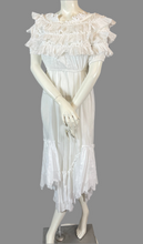 Charger l'image dans la galerie, Superbe robe Jean Paul Gaultier et son crop top assorti taille 36
