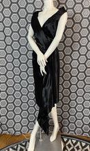 Charger l&#39;image dans la galerie, Incroyable robe neuve Vivienne Westwood Red Label taille 40
