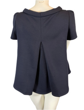 Charger l&#39;image dans la galerie, Haut bleu marine Prada taille 42
