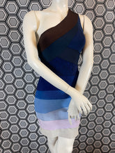 Charger l&#39;image dans la galerie, Robe Hervé Leger taille 38
