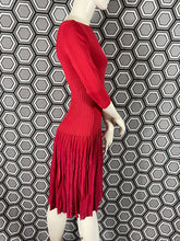 Charger l&#39;image dans la galerie, Robe Alaïa framboise taille 36
