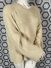 Charger l&#39;image dans la galerie, Pull Totême taille 38
