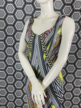 Charger l&#39;image dans la galerie, Incroyable robe Gai Mattiolo taille 38
