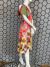 Charger l'image dans la galerie, Superbe robe Christian Lacroix taille 38
