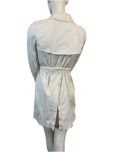 Charger l'image dans la galerie, Trench DKNY taille 42
