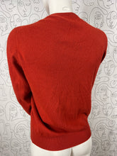 Charger l&#39;image dans la galerie, Gilet Hawico cachemire taille 38
