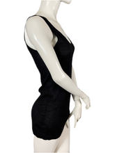 Charger l&#39;image dans la galerie, Débardeur Prada taille 38
