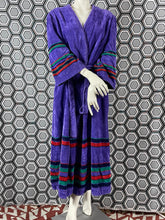 Charger l&#39;image dans la galerie, Peignoir vintage Lanvin taille 38/40
