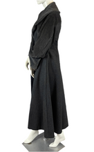 Charger l&#39;image dans la galerie, Manteau Paco Rabanne gros pailleté taille 38
