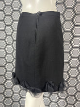 Charger l'image dans la galerie, Tailleur Moschino Cheap and chic taille 38
