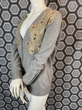 Charger l&#39;image dans la galerie, Cardigan Manoush brodé taille 40
