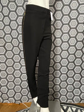 Charger l'image dans la galerie, Superbe pantalon Céline neuf avec étiquette taille 36
