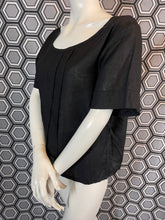 Charger l&#39;image dans la galerie, Haut Yves Saint Laurent rive gauche taille 42
