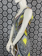 Charger l&#39;image dans la galerie, Incroyable robe Gai Mattiolo taille 38
