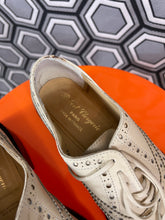 Charger l&#39;image dans la galerie, Paire de chaussures Robert Clergerie pointure 36
