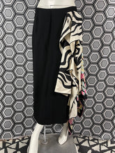 Charger l&#39;image dans la galerie, Jupe Dries Van Noten taille 38

