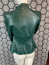 Charger l'image dans la galerie, Veste vintage en cuir Thierry Mugler taille 38
