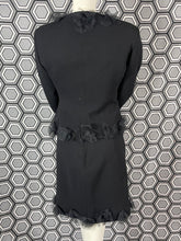 Charger l'image dans la galerie, Tailleur Moschino Cheap and chic taille 38
