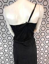 Charger l'image dans la galerie, Superbe robe Yohji Yamamoto taille 36
