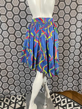 Charger l'image dans la galerie, Superbe jupe asymétrique Yves Saint Laurent rive gauche 1991 taille 38
