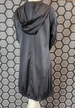 Charger l'image dans la galerie, Veste en soie Céline taille 38
