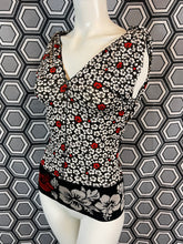 Charger l&#39;image dans la galerie, Haut Jean Paul Gaultier maille taille 38
