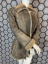 Charger l&#39;image dans la galerie, Peau lainée Vivienne Westwood Red label taille 36
