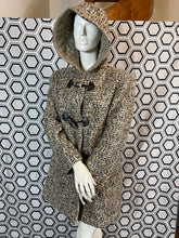 Charger l'image dans la galerie, Superbe manteau Max Mara taille 44
