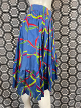 Charger l'image dans la galerie, Superbe jupe asymétrique Yves Saint Laurent rive gauche 1991 taille 38
