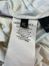 Charger l&#39;image dans la galerie, Haut Versace taille 42
