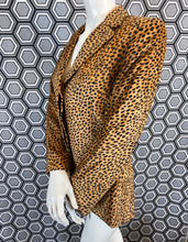 Charger l&#39;image dans la galerie, Blazer Léopard Versace taille 40
