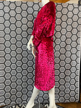 Charger l&#39;image dans la galerie, Jupe en velours Yves Saint Laurent rive gauche taille 44
