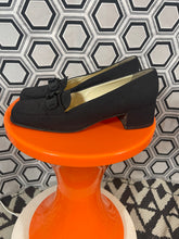 Charger l&#39;image dans la galerie, Mocassins Prada pointure 39
