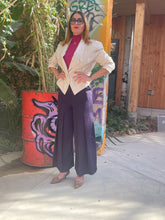 Charger l&#39;image dans la galerie, Incroyable veste Thierry Mugler taille 44
