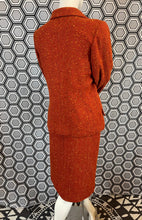 Charger l'image dans la galerie, Tailleur Yves Saint Laurent rive gauche taille 38
