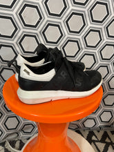 Charger l&#39;image dans la galerie, Sneakers Karl Lagerfeld pointure 37
