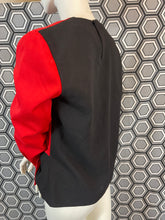 Charger l'image dans la galerie, Blouse vintage Pierre Cardin taille 40
